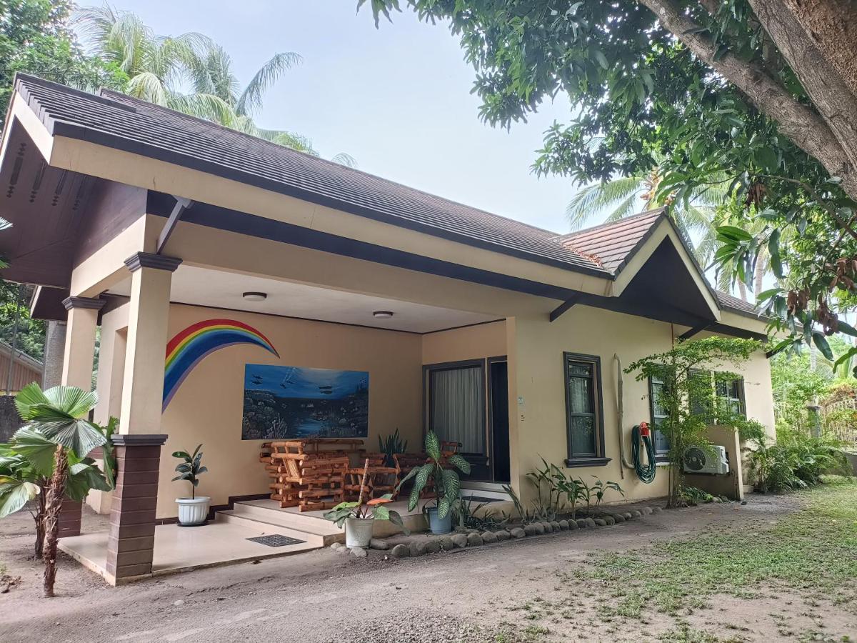 Shenanigans Glamping Resort Zamboanguita  외부 사진