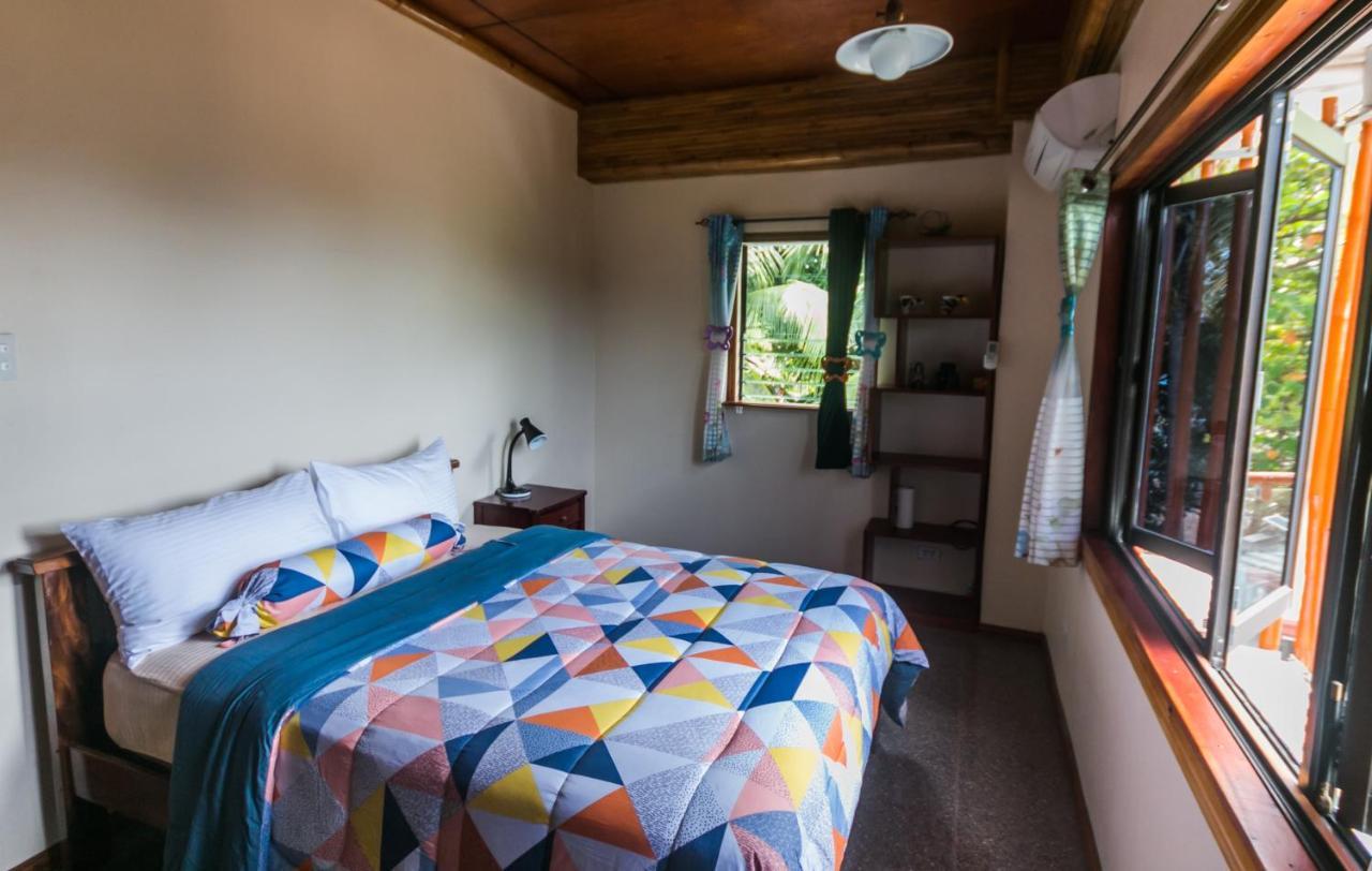 Shenanigans Glamping Resort Zamboanguita  외부 사진