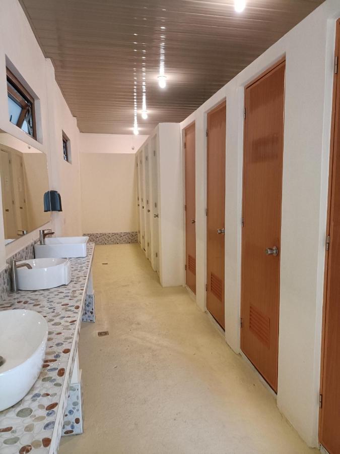 Shenanigans Glamping Resort Zamboanguita  외부 사진