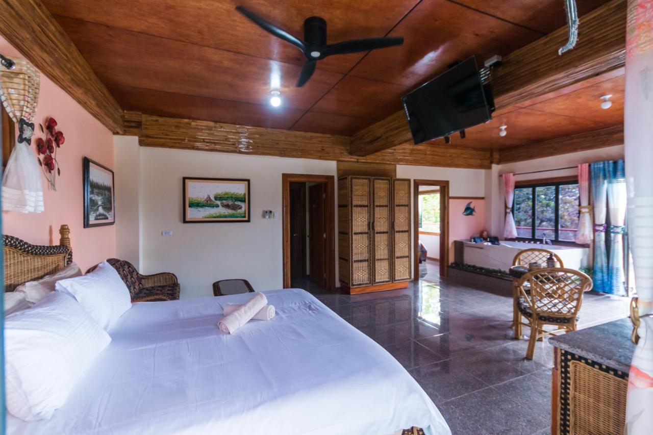Shenanigans Glamping Resort Zamboanguita  외부 사진